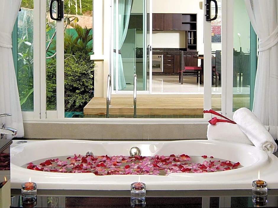 Karon Beach Walk Villa