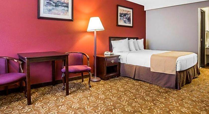 Quality Inn & Suites Minden