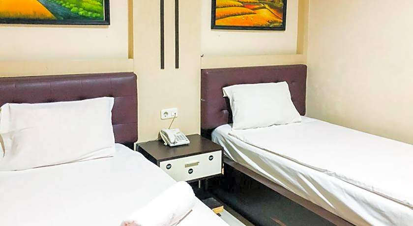 RedDoorz @ Jalan Arifin Ahmad Pekanbaru