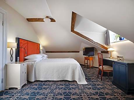 Sky Parlor Double or Twin Room