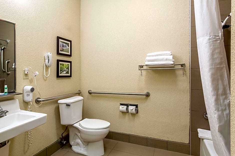 Comfort Inn & Suites - Hannibal