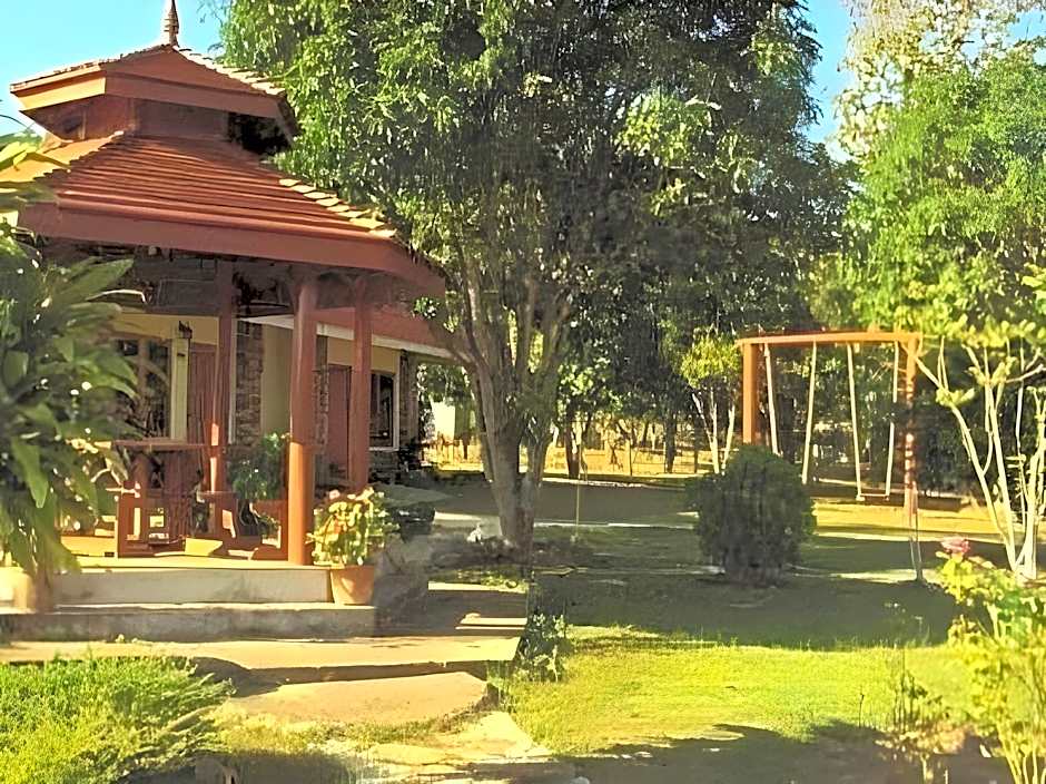 Baan Phuthadol