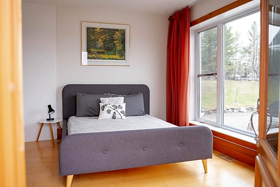 Au Sommet du Lac Magog