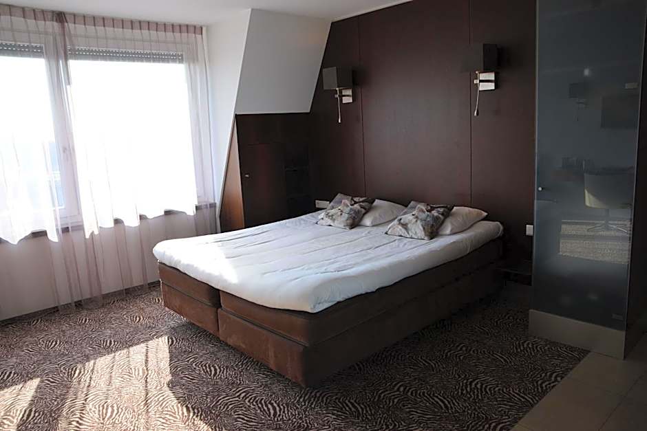 Golden Tulip West Ende