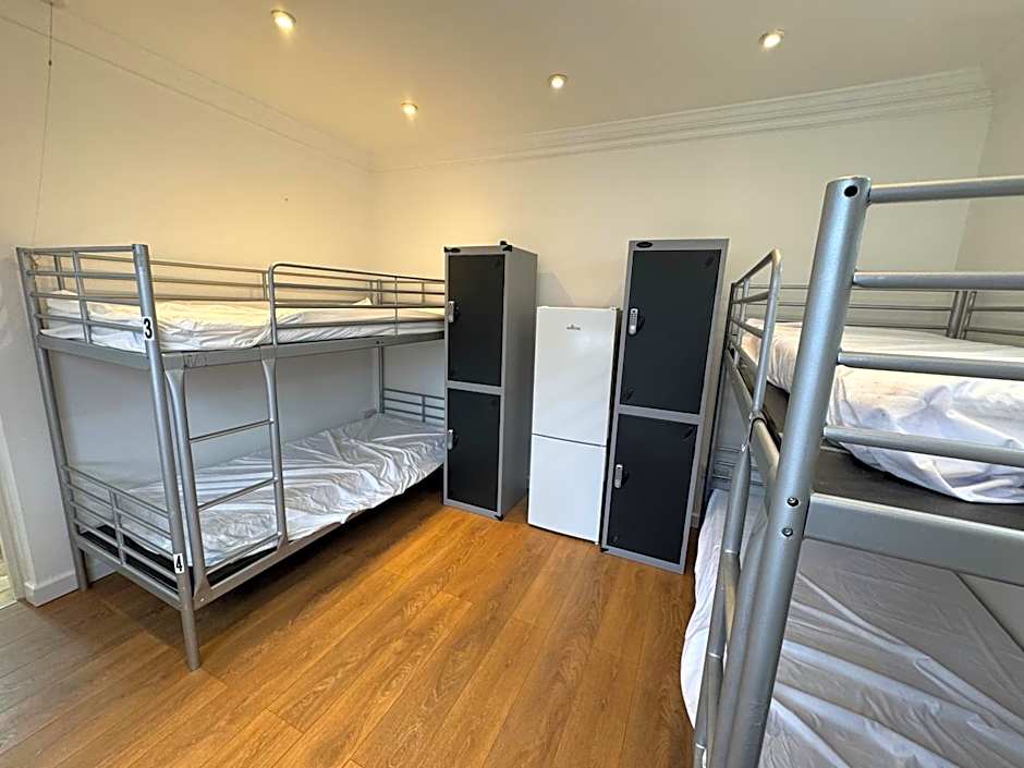 365 London Hostel