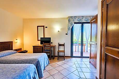 Double or Twin Room with View