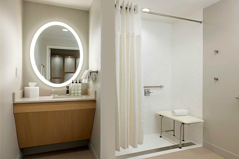 TownePlace Suites by Marriott Hadley Amherst