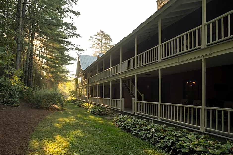 Glen-Ella Springs Inn