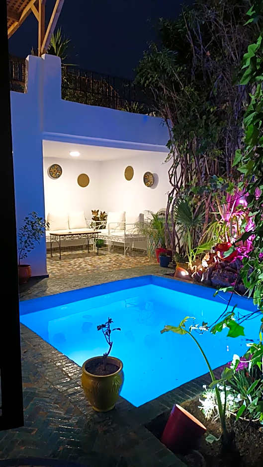 Dar Ben Daoud avec piscine et terrasse privee