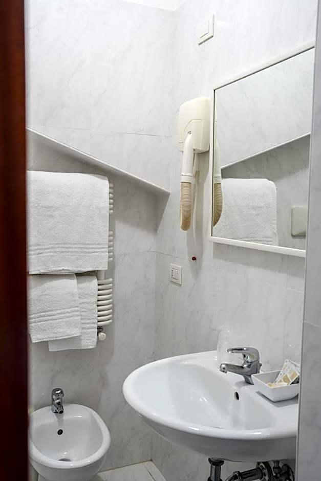 Mondial Park Hotel