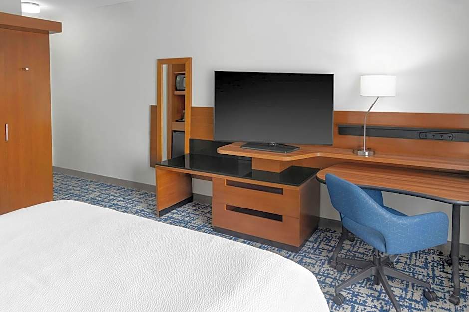 Fairfield Inn & Suites by Marriott Calhoun