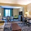 La Quinta Inn & Suites by Wyndham Clearwater South
