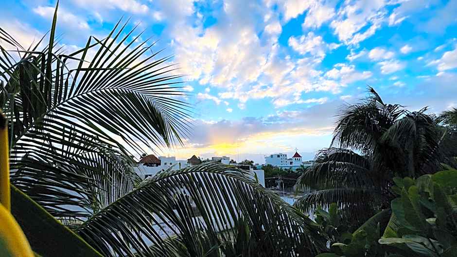 Hotel B&B by Playa del Karma
