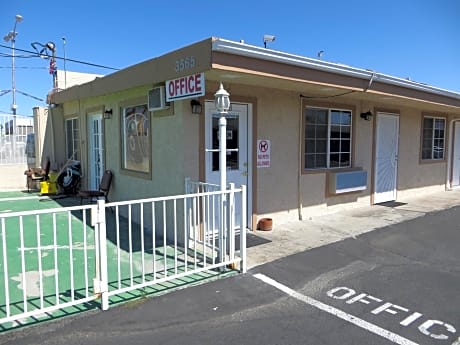 A Fisher's Inn Motel