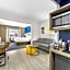Comfort Suites London South
