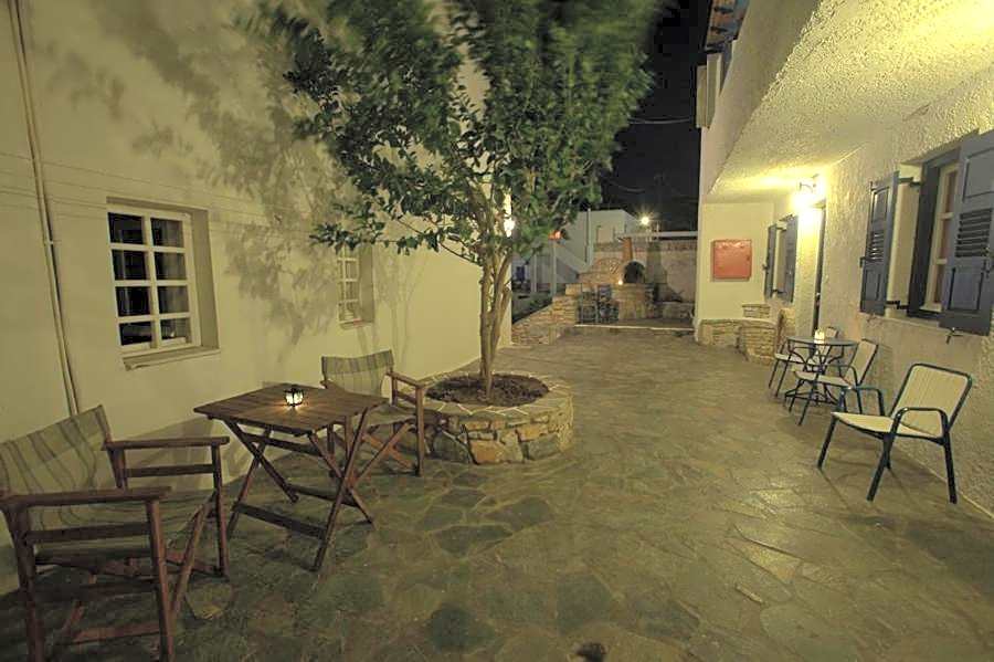 Aphrodite Hotel & Apartments