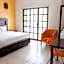 Happy Express Hotel