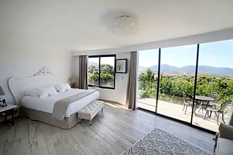 Family Room with Sea View