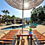 Grenadine Lodge