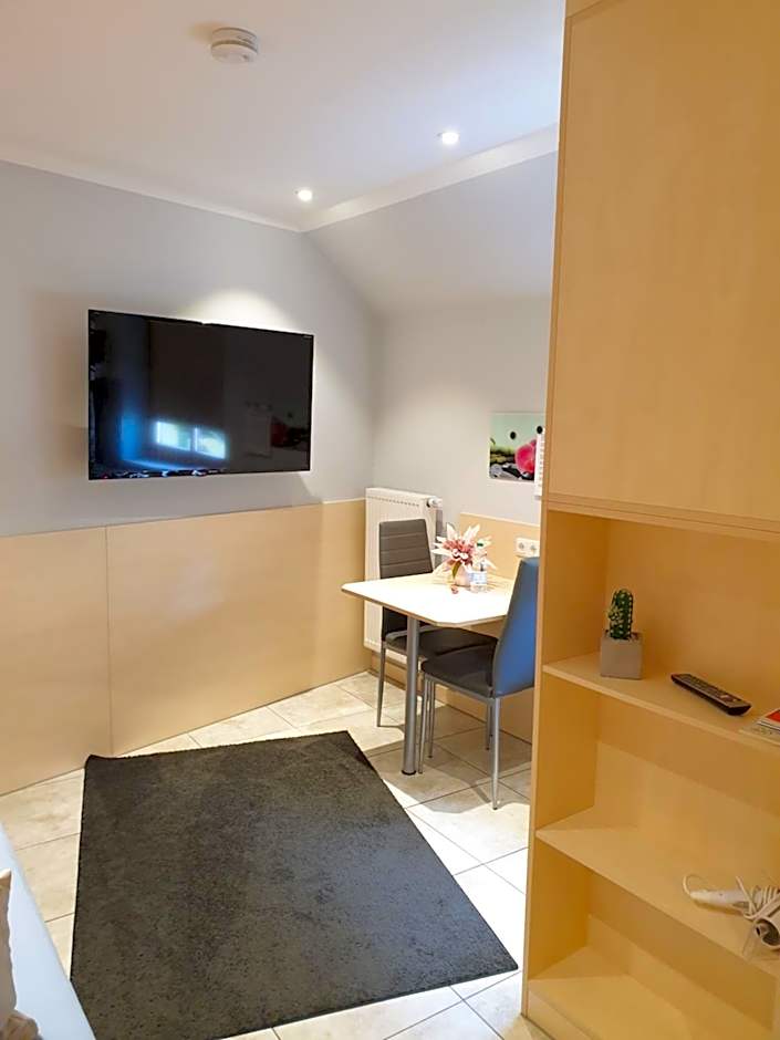 Hausner`s Hotel- Studio Apartments