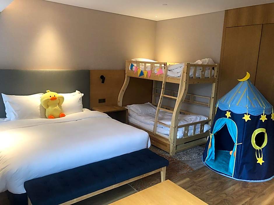 Holiday Inn Express Luanchuan By IHG