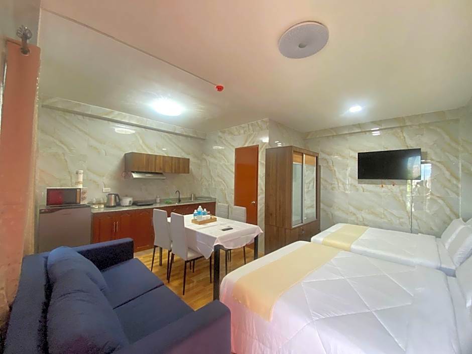 Photo 1 of 8 of Suite