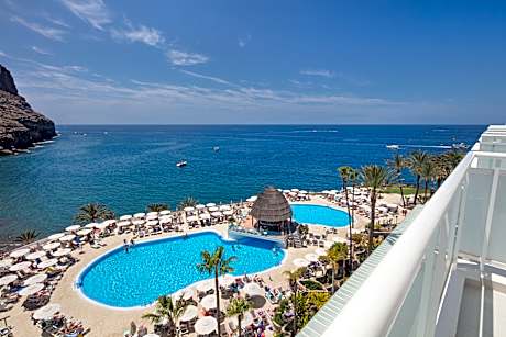 SUITE ESENCIA 2 ADULTS + 2 CHILDREN