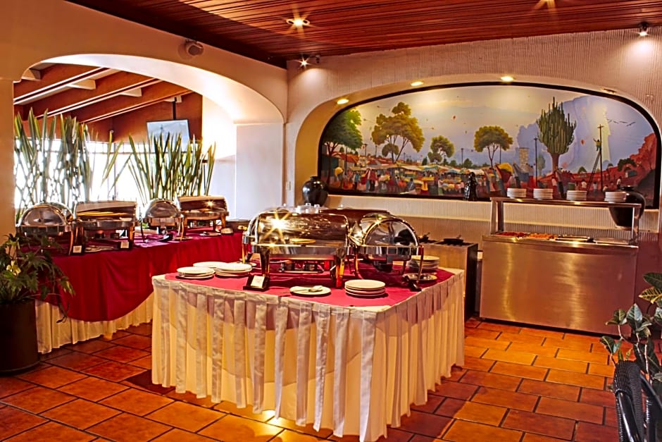 Hotel Fortin Plaza