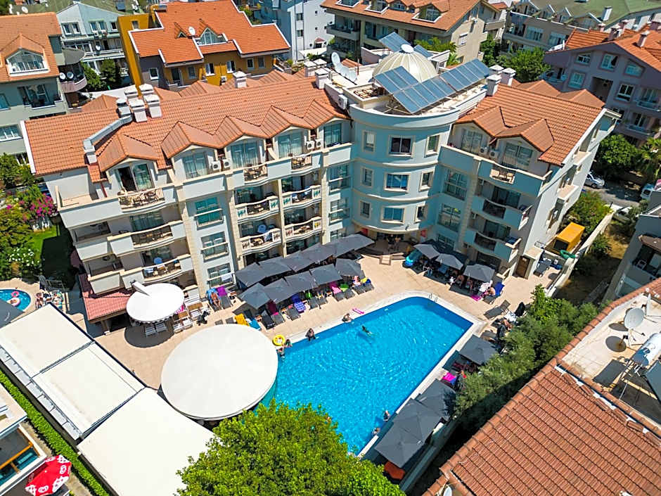 Club Karakas Apart Otel