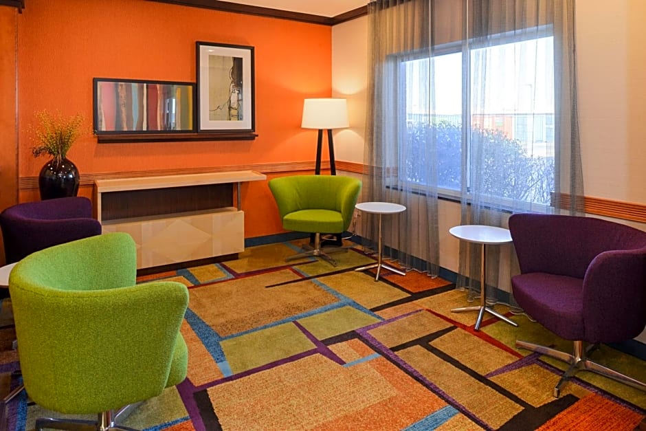 Fairfield Inn & Suites Bloomington