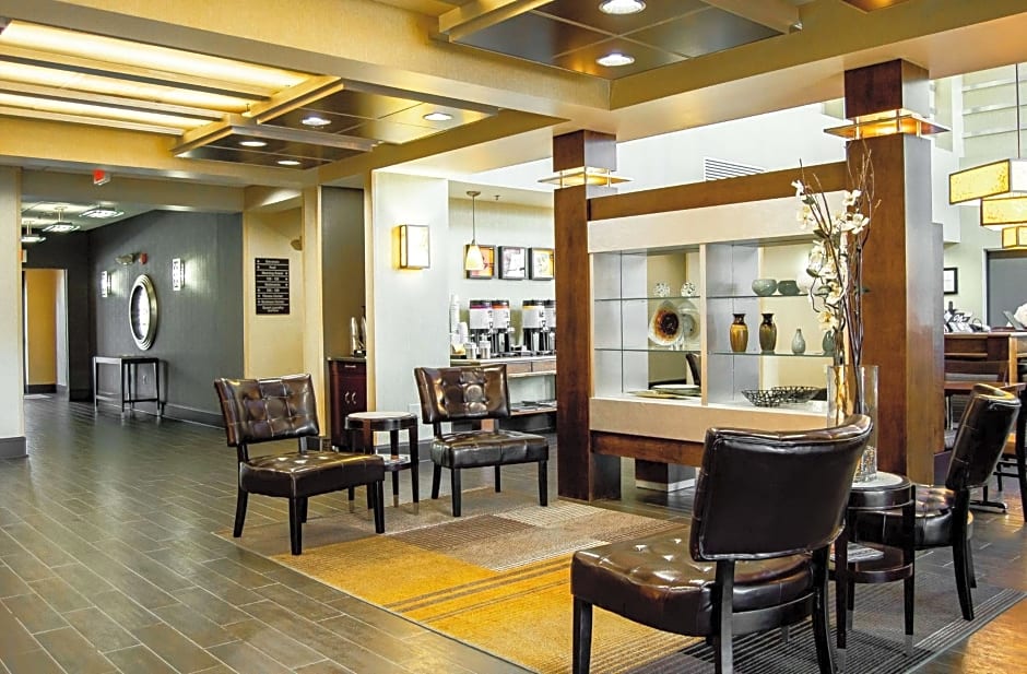 Hampton Inn By Hilton And Suites Richmond Glenside