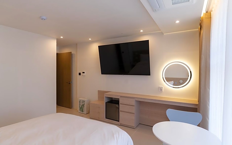 Jeonju Junghwasan-dong MH HOTEL
