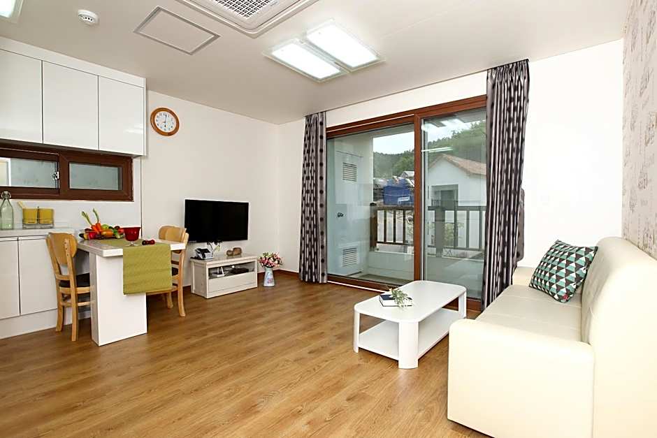 Meta Pension, DamYang