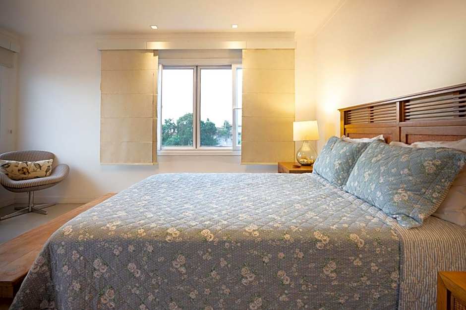 Búzios praia de Geribá, piscina e churrasqueira