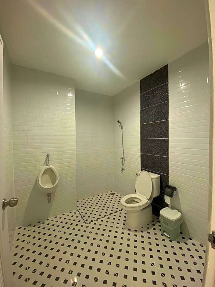 แอ่ว-ดีLD Hotel&Residences