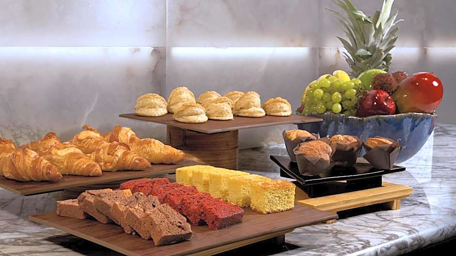 DoubleTree by Hilton Madrid - Prado