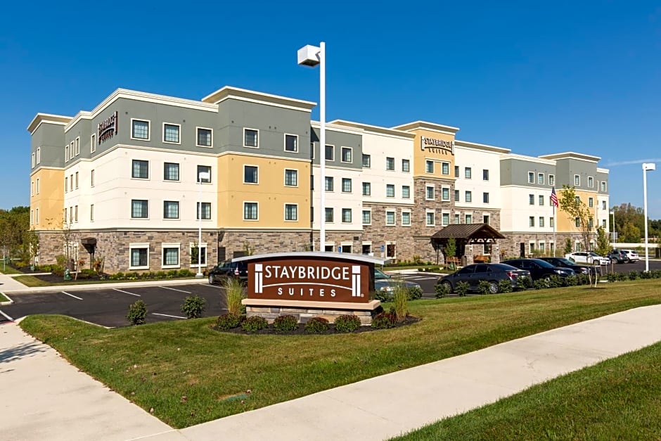 Staybridge Suites - Newark - Fremont