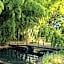 Hana Lodge