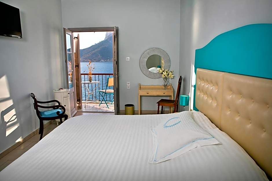 MasouriBlu Boutique Hotel