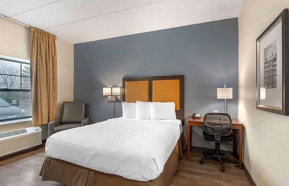 Extended Stay America Select Suites - Chicago - Lisle