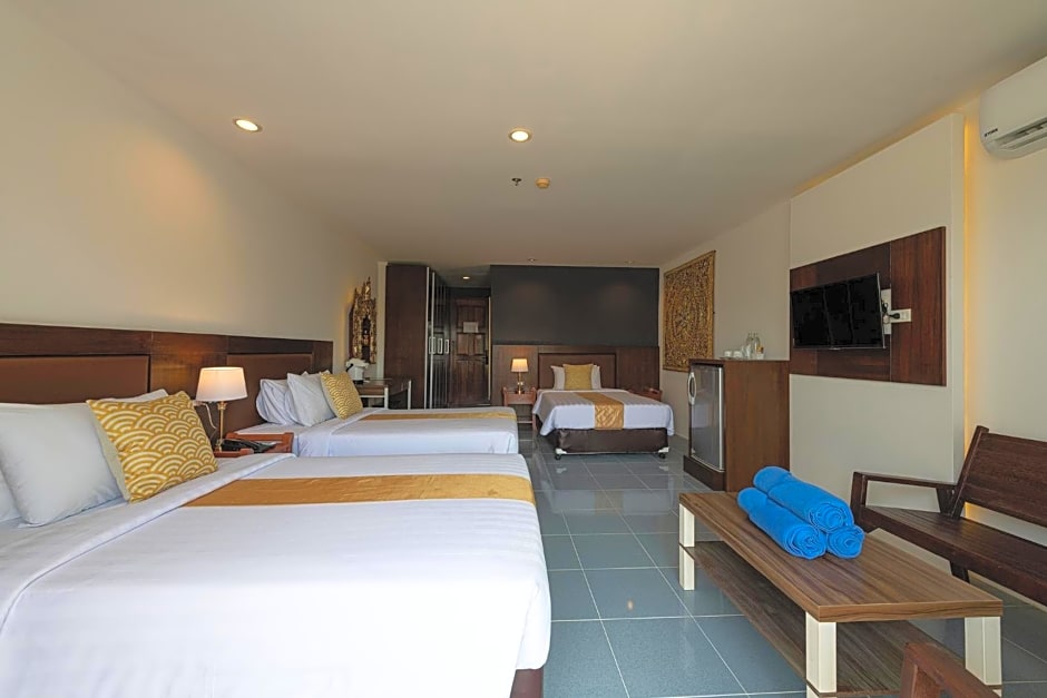 Blue Beach Grand Resort And Spa SHA Plus