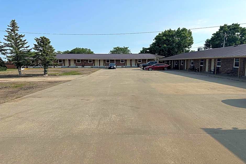 Love Hotels Murdo by OYO on Interstate 90