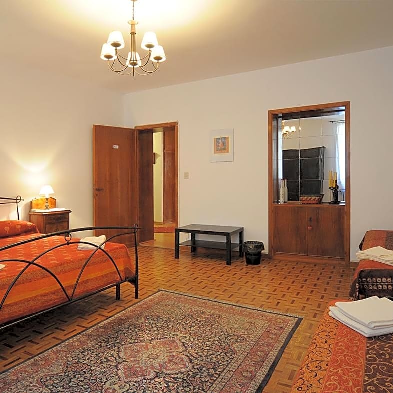 B&B Arabesque