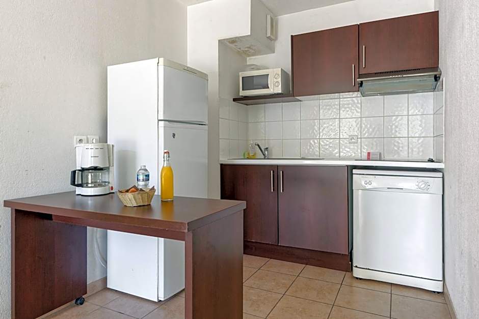 Comfort Aparthotel Six-Fours