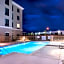 Holiday Inn Express & Suites BAKERSFIELD AIRPORT