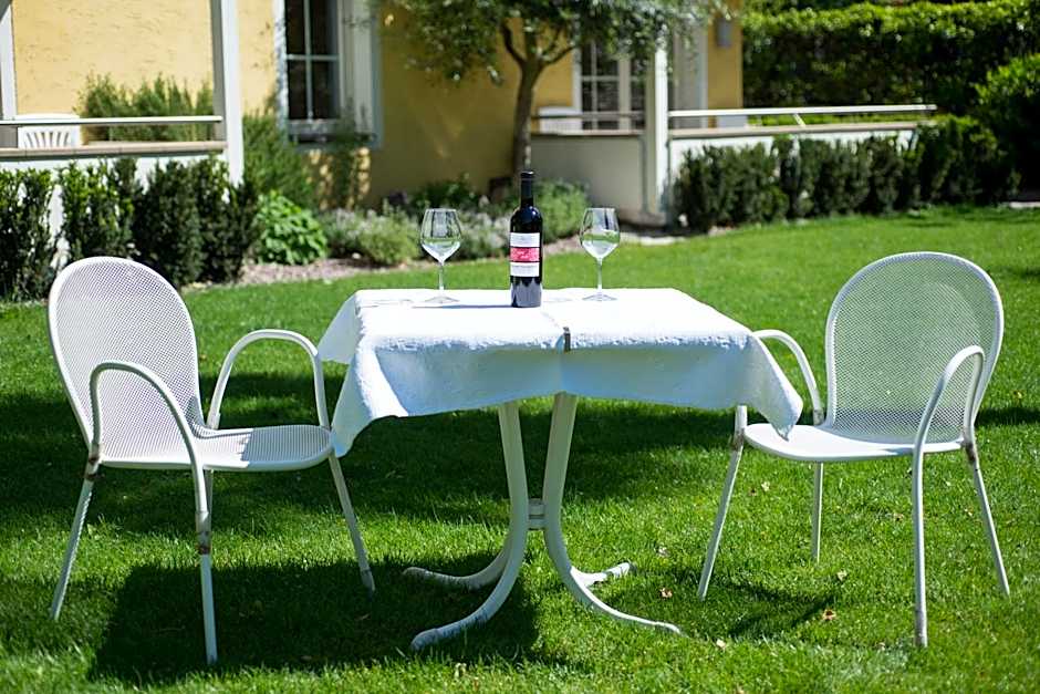 Apartments Villa Majense