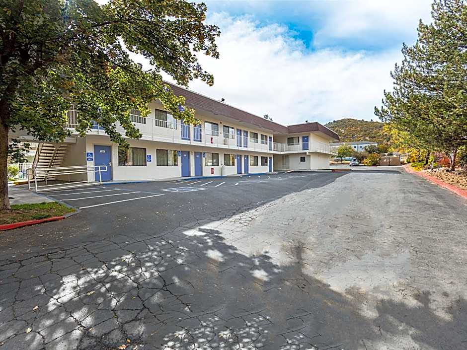 Motel 6-Yreka, CA