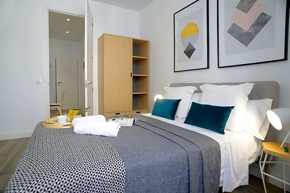 nQn Aparts & Suites Madrid