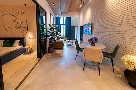 The Public Aparthotel 3