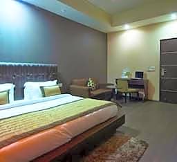 Hotel Aura @ Airport